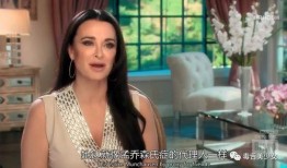 朝阳小富婆爆料新闻,揭秘娱乐圈幕后真相